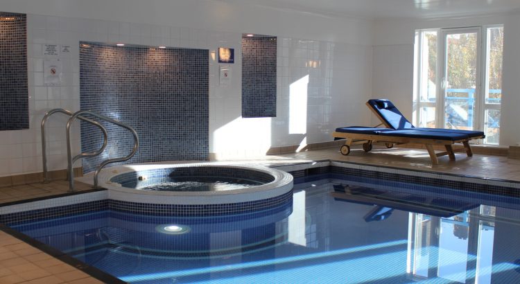 King & Queen Wharf pool and spa