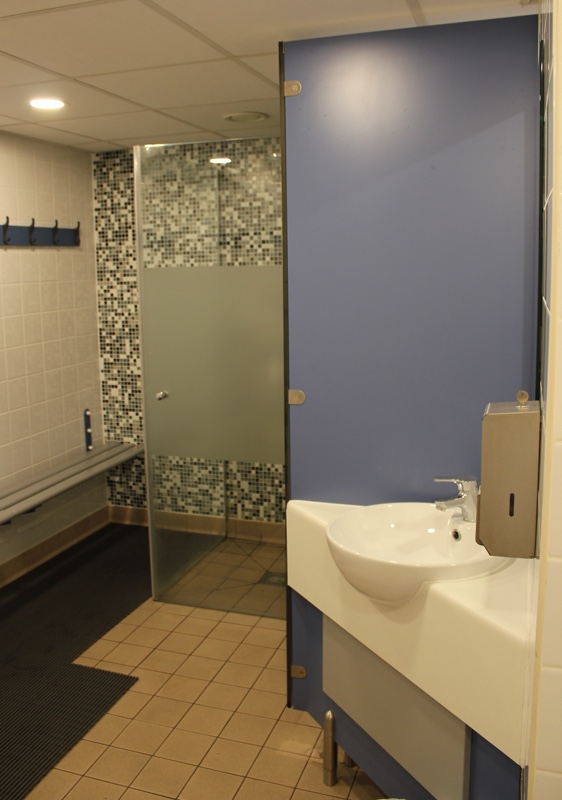 The ladies' changing room, with shower, sink, toilet and changing bench